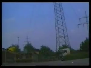Asphalt schlampen: titty scopata sporco film clip 31