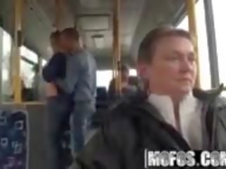 Lindsey olsen - ass-fucked apie as viešumas autobusas - mofos.