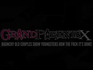Rikas ja vana õpetamine vaene õpilane poolt grandparentsx: õues suhuvõtmine seks video
